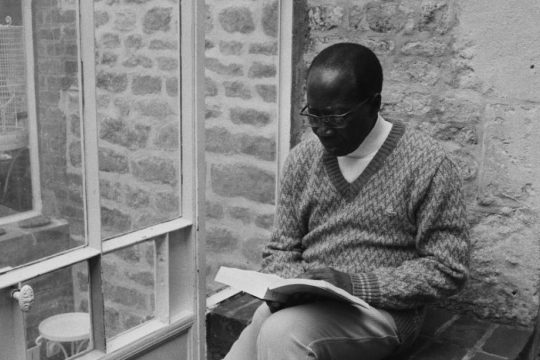 Leopold Cedar Sengur نمادی از ادبیات و سیاست در فرهنگ مدرن آفریقا است