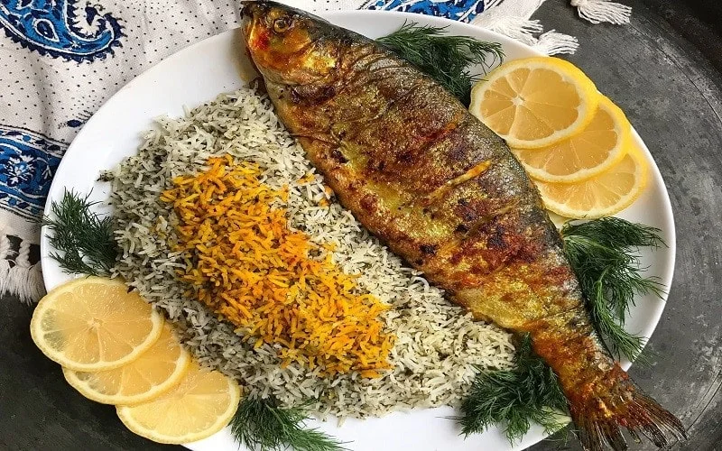 تجربه غذا خوردن در رستوران های دریایی قشم