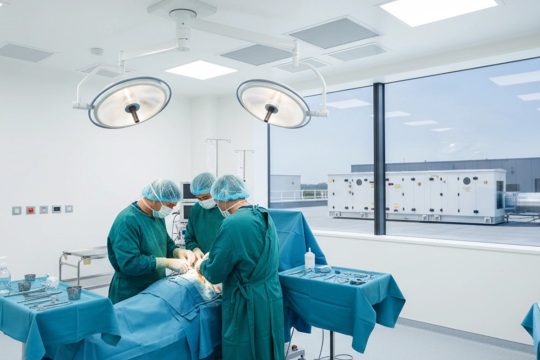 تصفیه هوا بیمارستان ها و مراکز جراحی