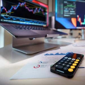 ابزارهای نوین و تکنولوژی در فارکس؛ عبور از MT4 | ایپکس فارکس